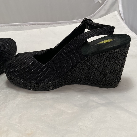 VOLATILE Marley Wedge - Picture 6 of 13